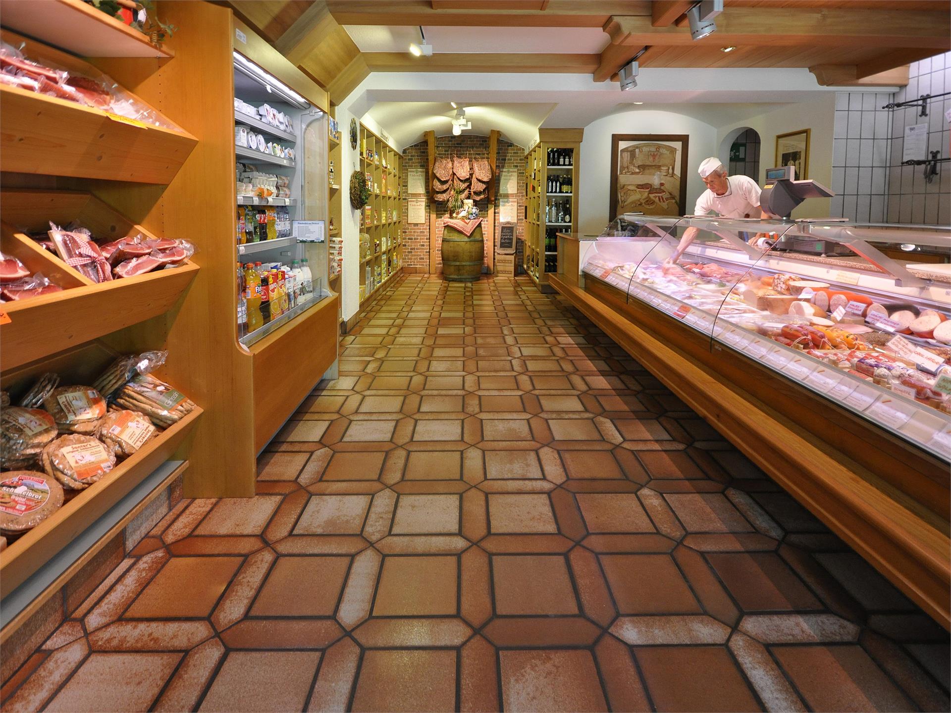 Macelleria Gamper Peter Parcines 6 suedtirol.info