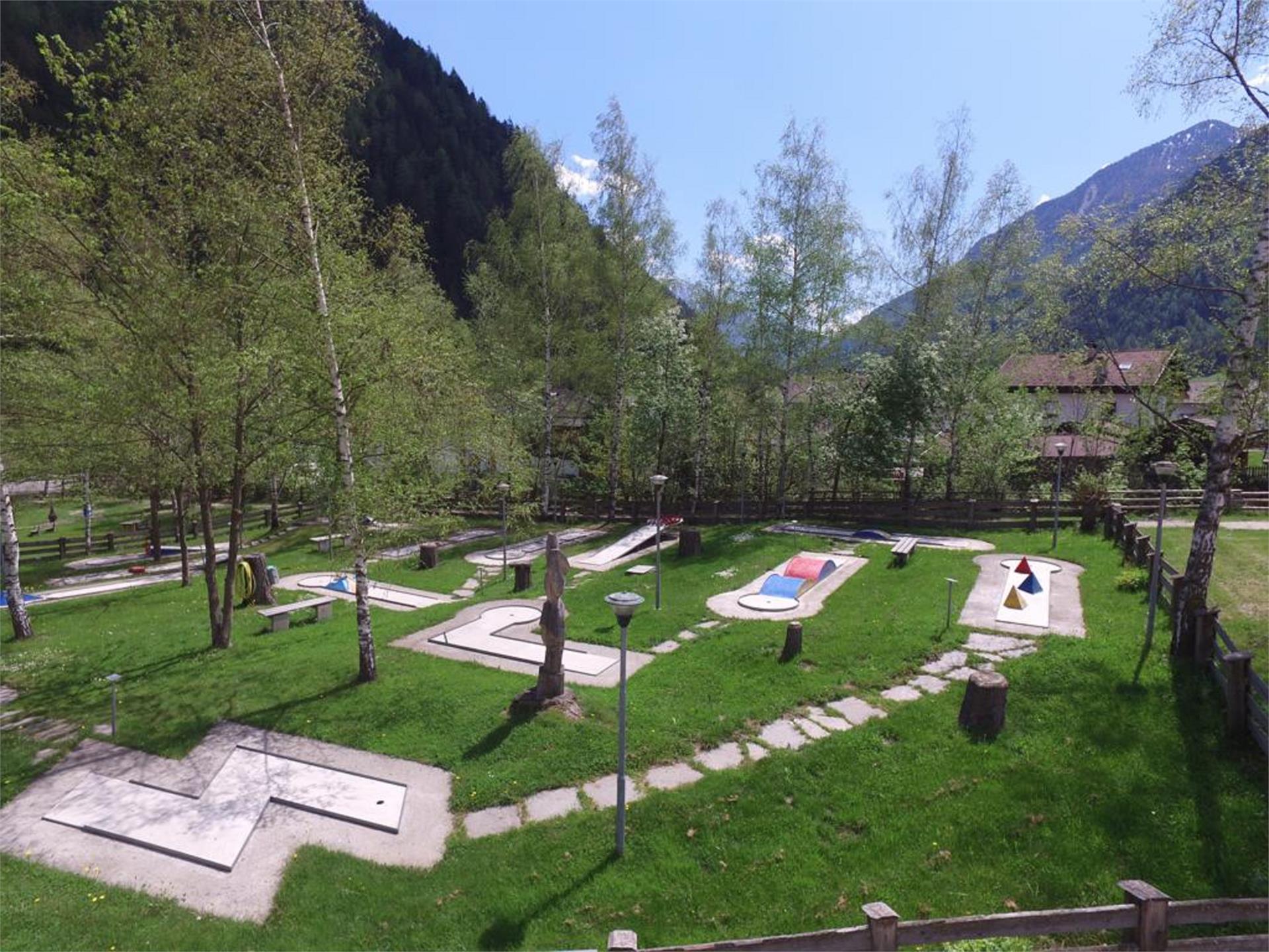 Minigolf Valle Aurina 2 suedtirol.info
