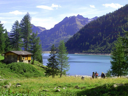 Lago di Neves Selva dei Molini 1 suedtirol.info