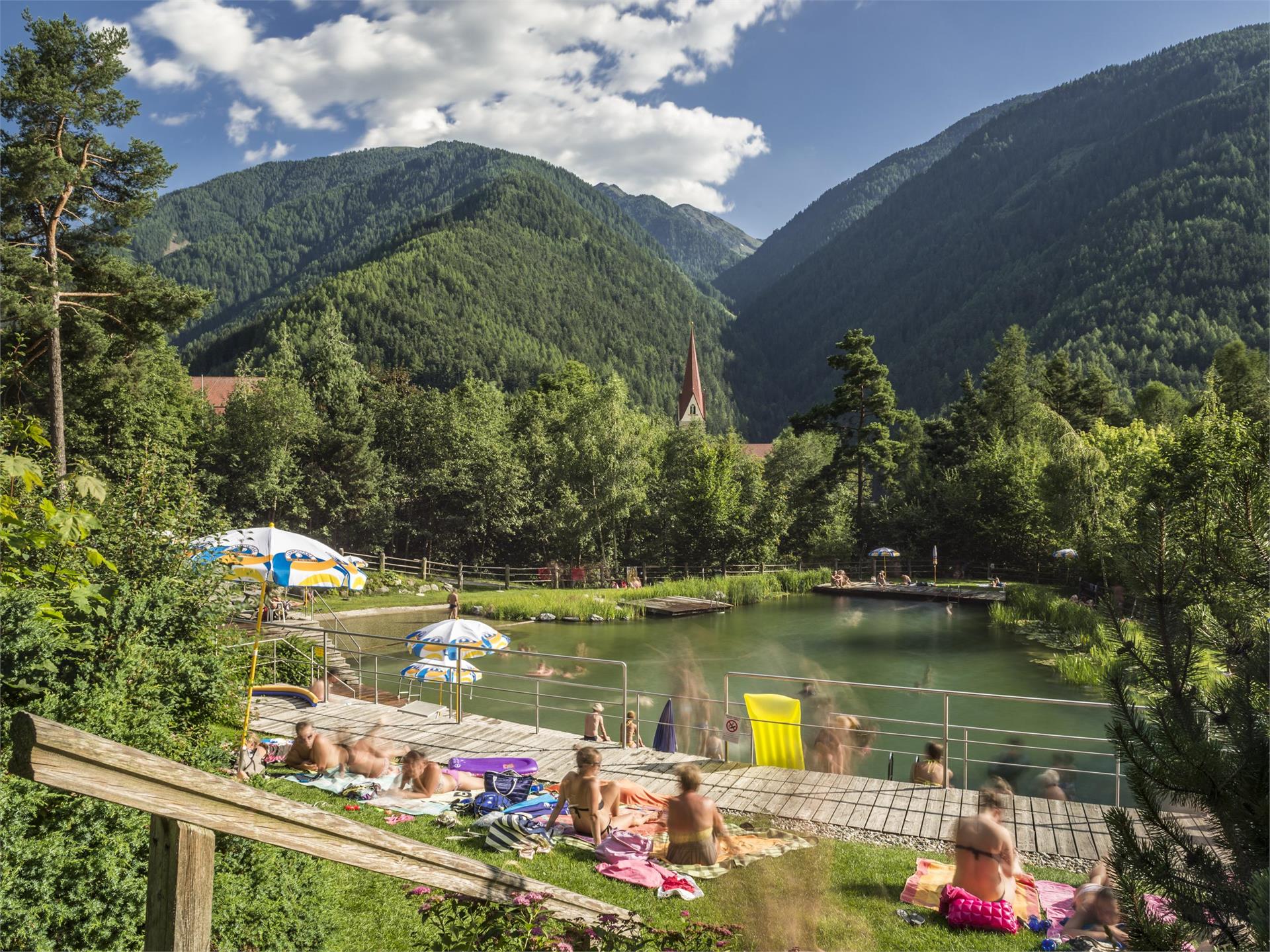 Lago balneabile di Luson Luson 1 suedtirol.info