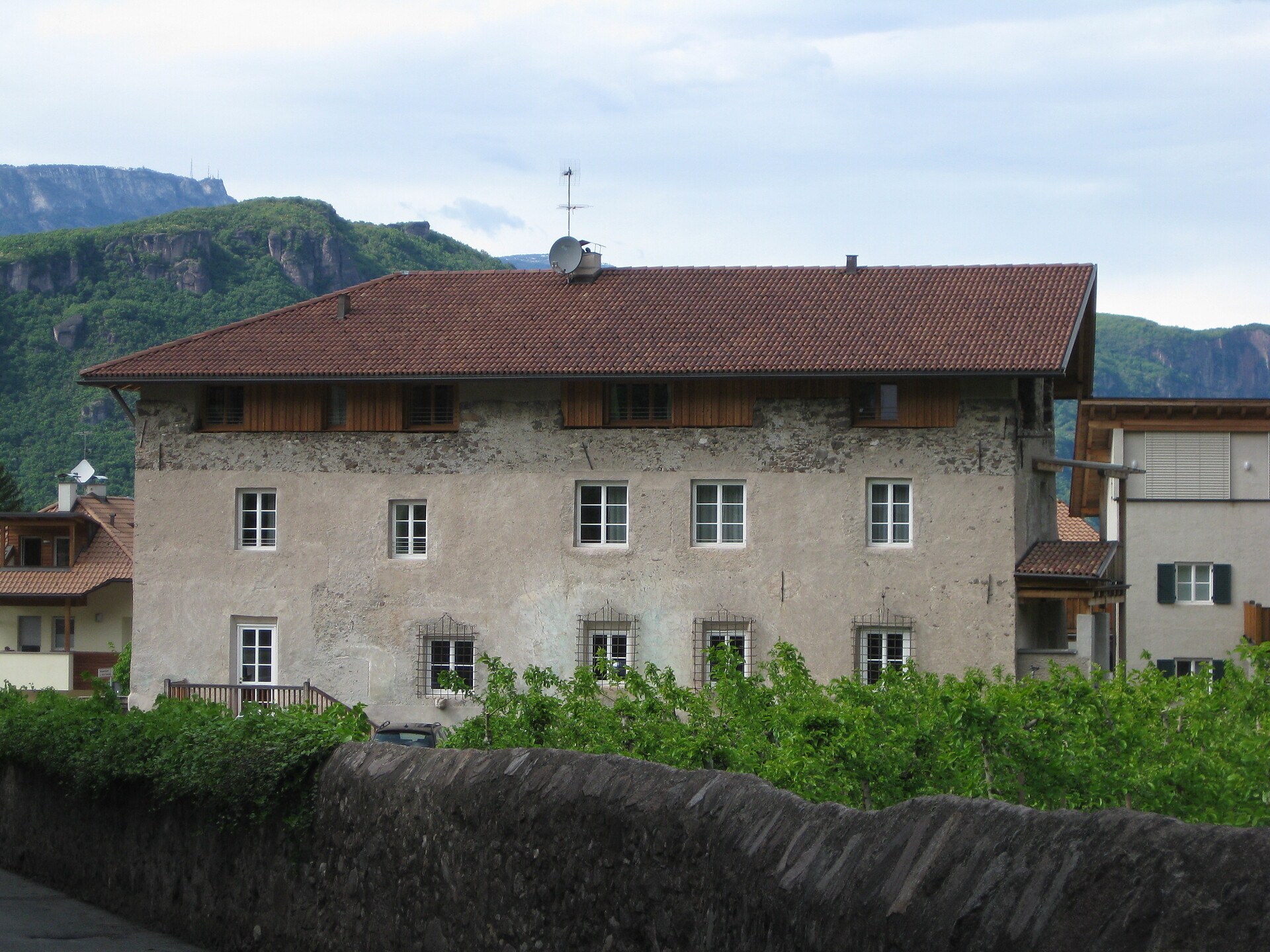 Nardinhof (also the Pottaschenhof or Maffeihaus)