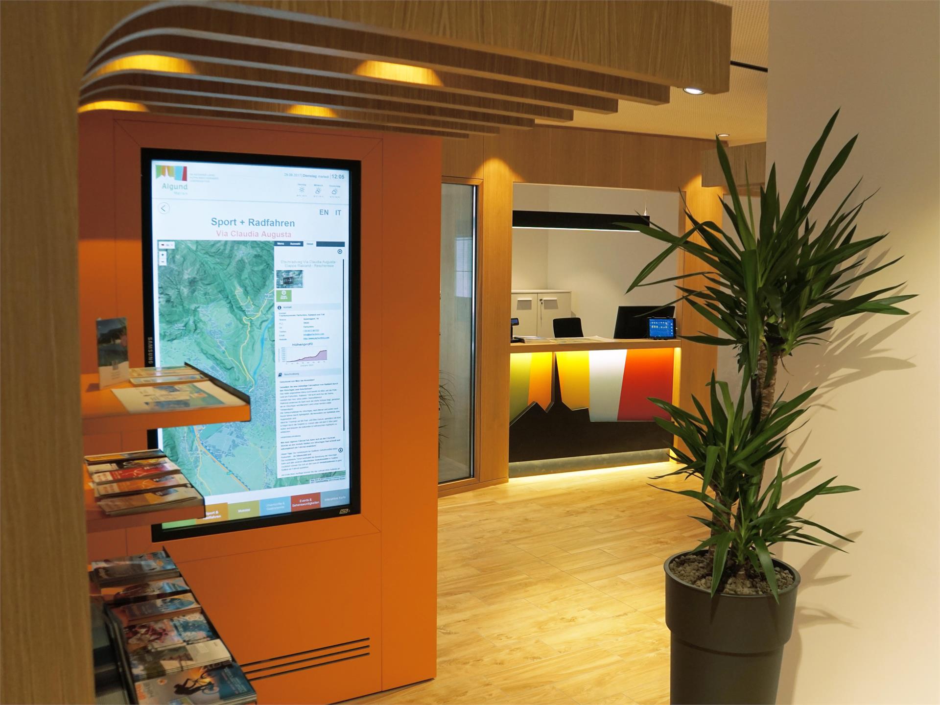 nuovo centro informazioni dell'ufficio turistico di Lagundo Lagundo 2 suedtirol.info