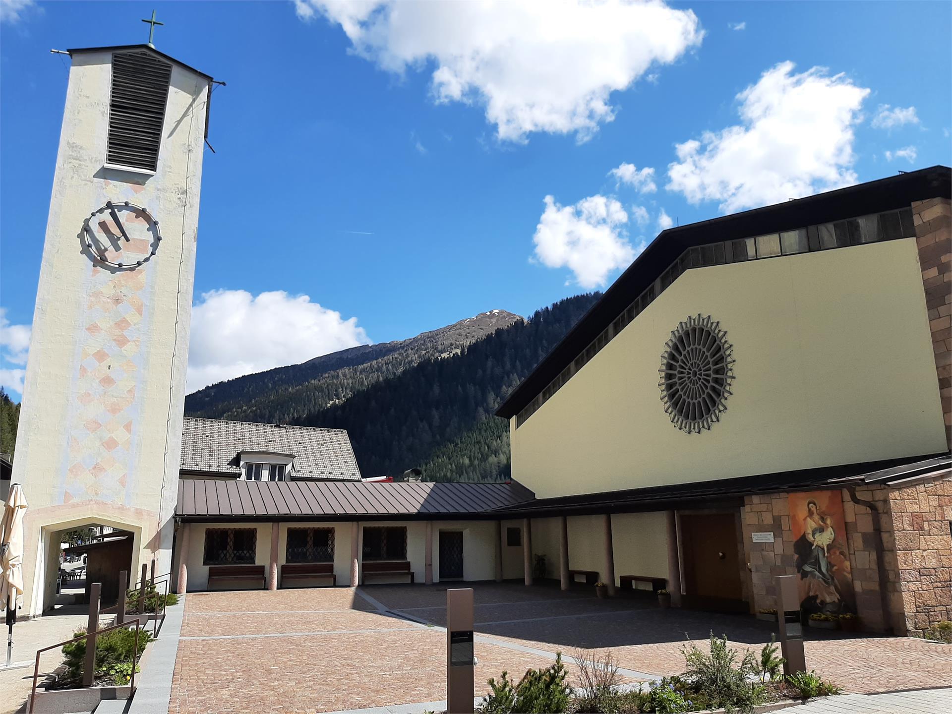 New parish church Maria am Wege Brenner/Brennero 1 suedtirol.info