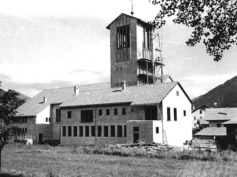 Pfarrkirche Maria Königin