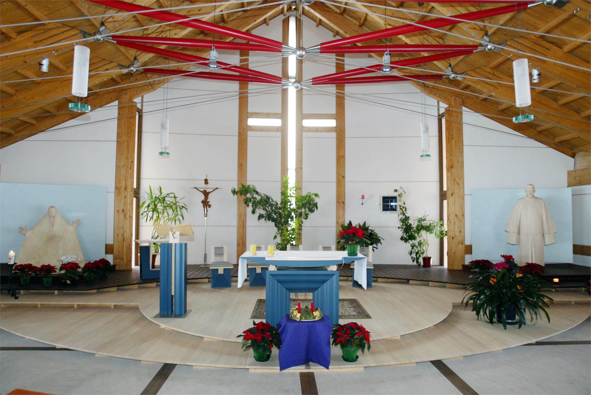 Oies und das Geburtshaus des Heiligen Josef Freinademetz Badia 2 suedtirol.info