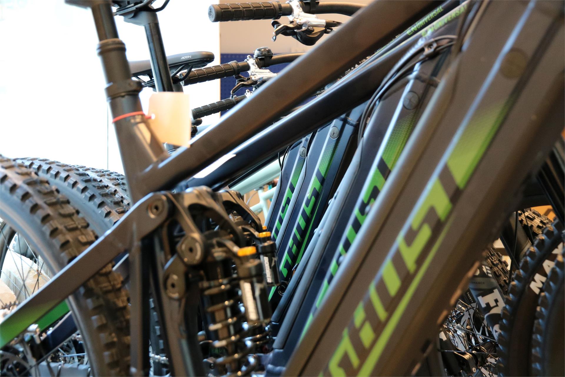 On the Rocks Bike Shop, Rental & Guide St.Ulrich 15 suedtirol.info
