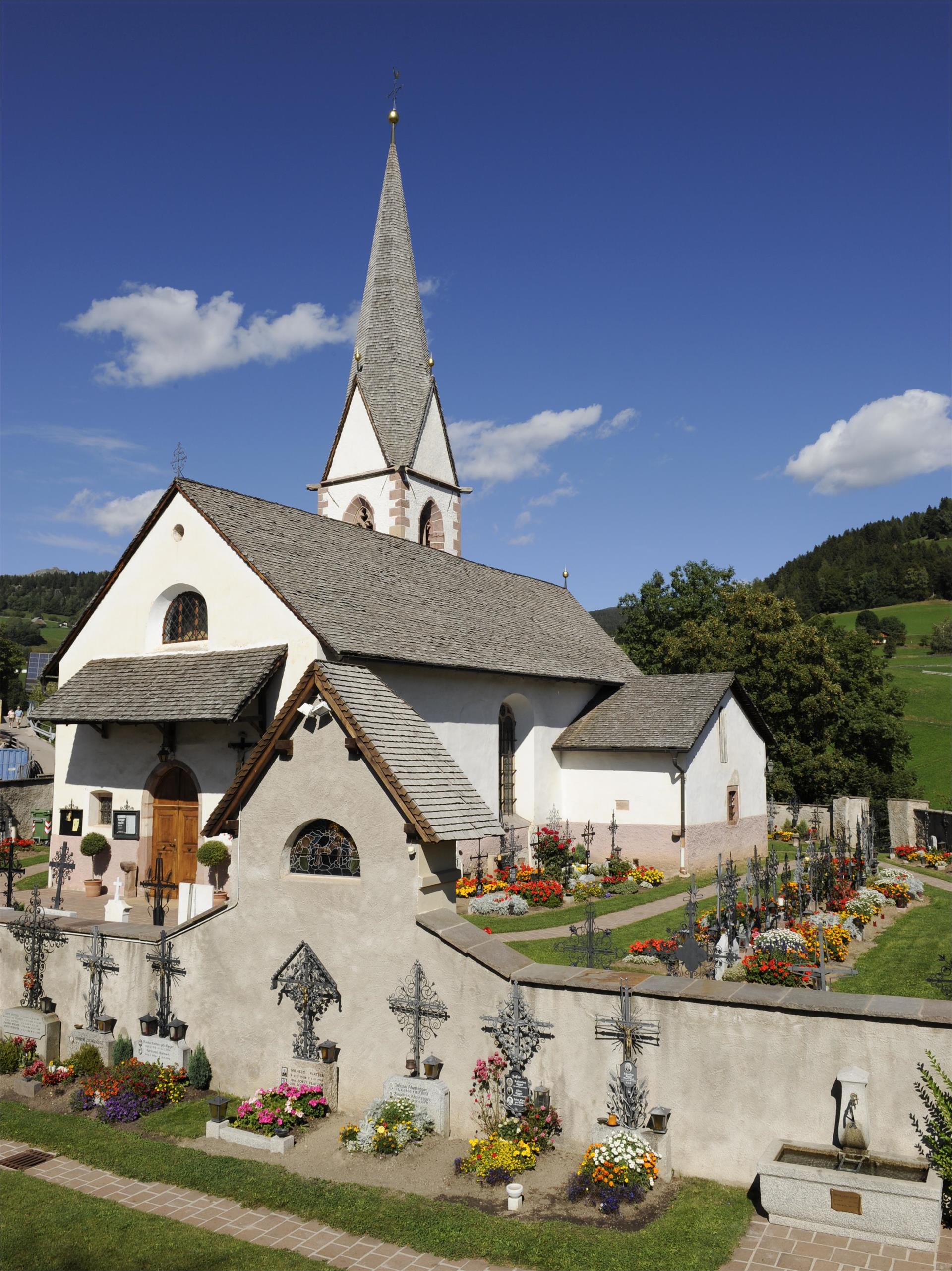 Parish Church of St. John in Hafling Hafling/Avelengo 2 suedtirol.info