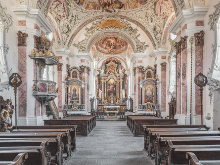 Pfarrkirche zum Hl. Michael  2 suedtirol.info