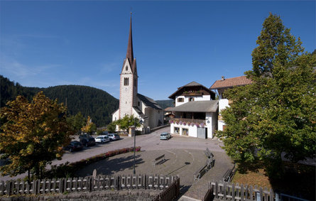 Pfarrkirche St. Nikolaus in Eggen Deutschnofen 1 suedtirol.info