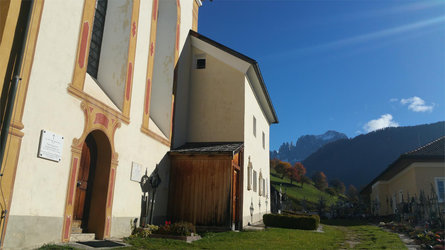 Pfarrkirche zum Heiligen Georg  1 suedtirol.info