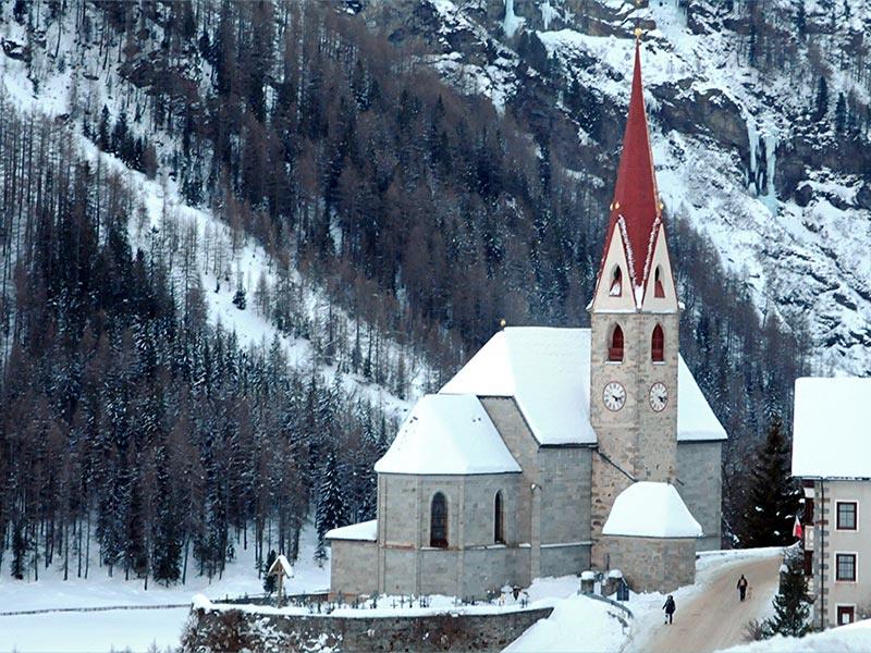 Chiesa parrocchiale S. Wolfgang - Riva di Tures Campo Tures 2 suedtirol.info