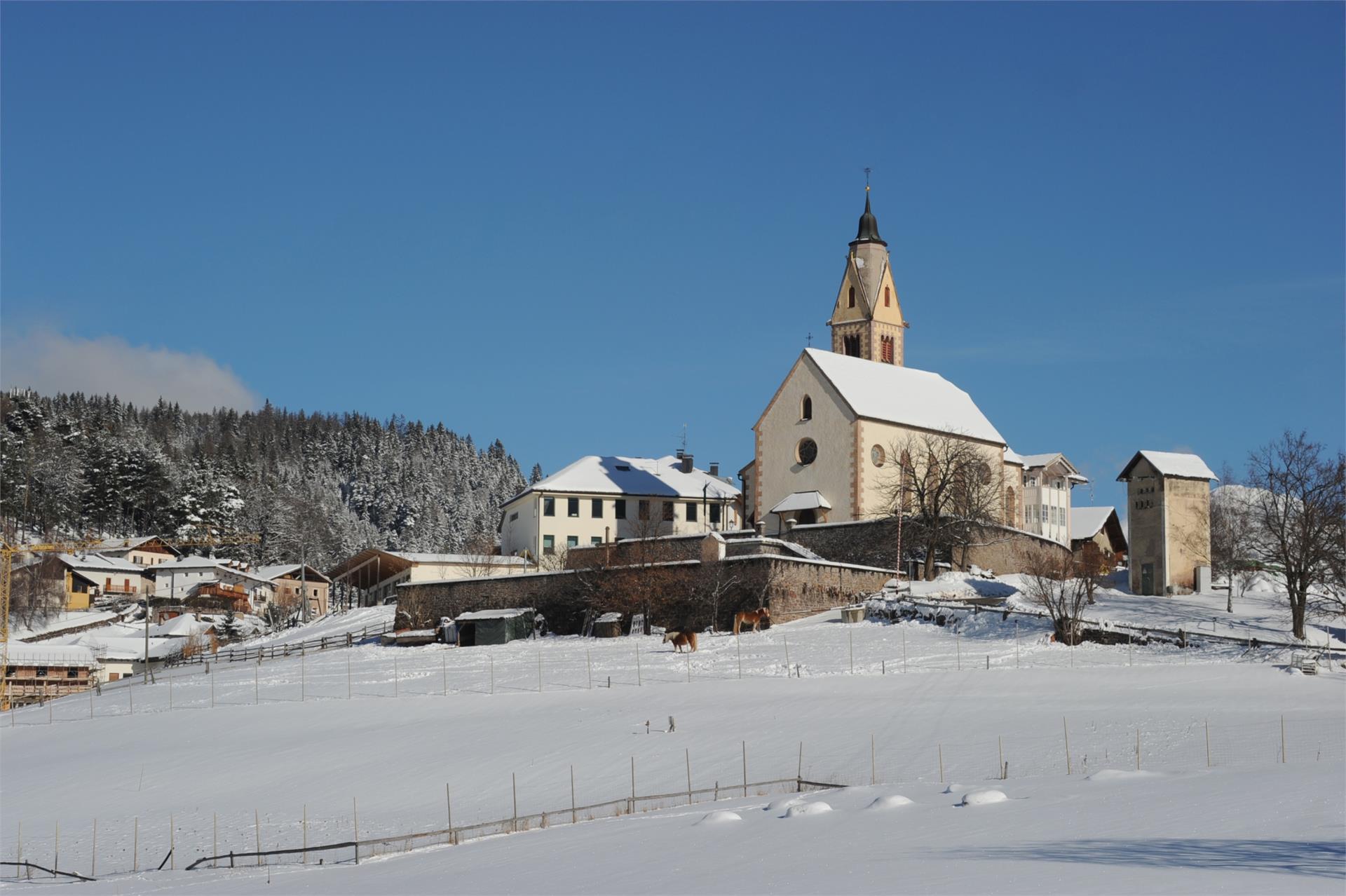 Pfarrkirche zur Hl. Katharina und zum Hl. Jakobus in Altrei Altrei 3 suedtirol.info