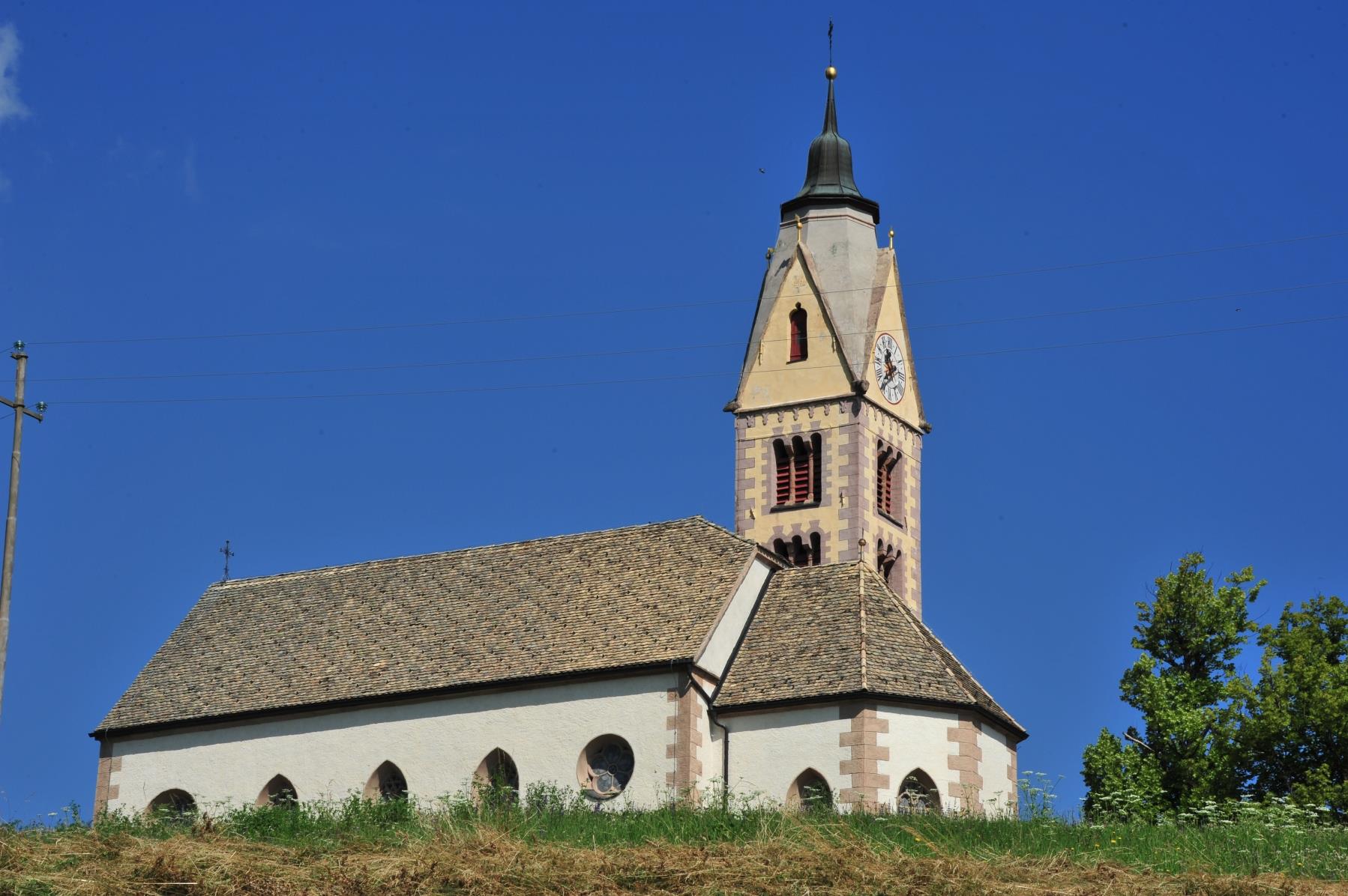 Pfarrkirche zur Hl. Katharina und zum Hl. Jakobus in Altrei Altrei 1 suedtirol.info