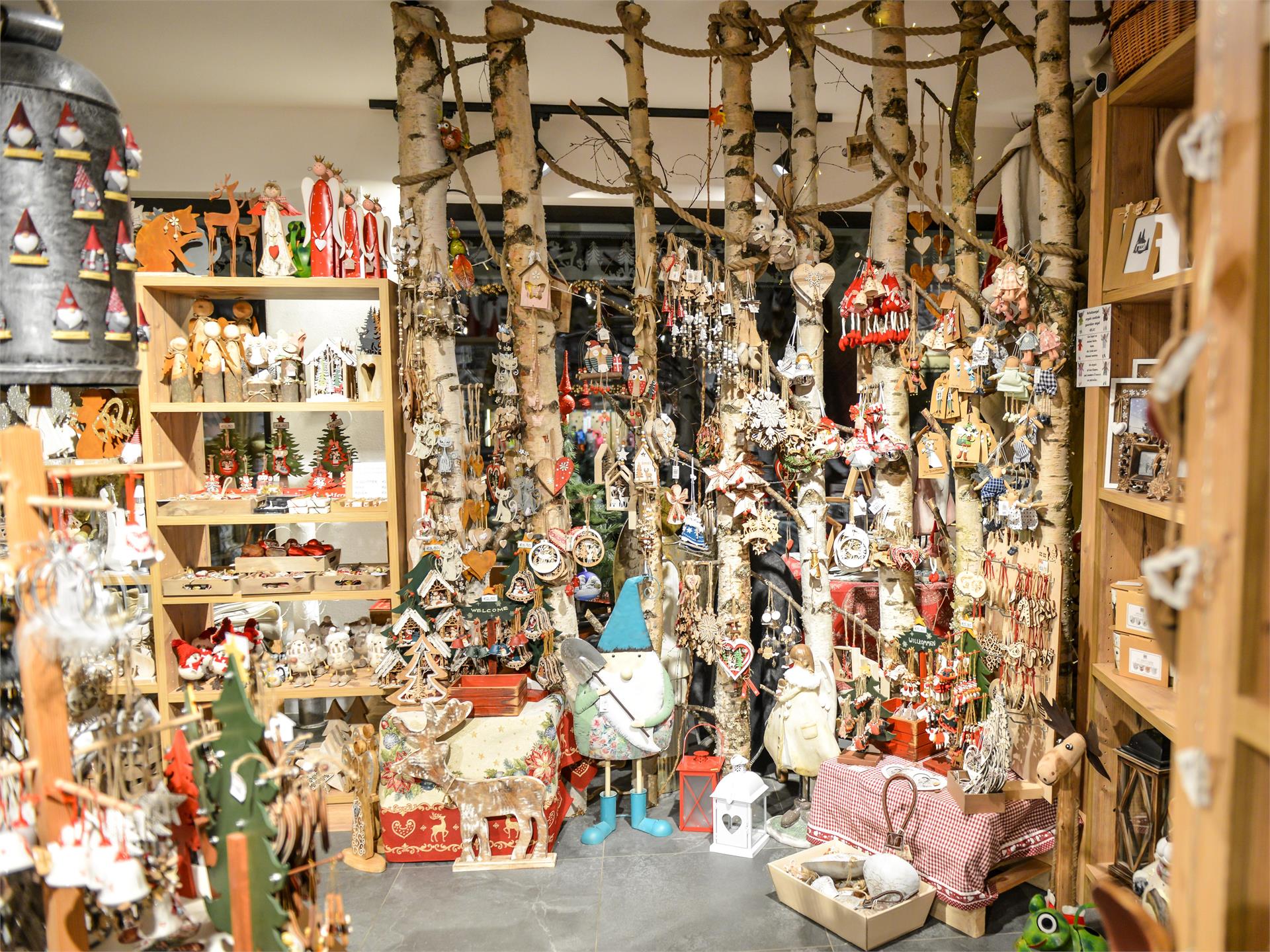 Pedevilla S. - Home & Textiles Olang 21 suedtirol.info