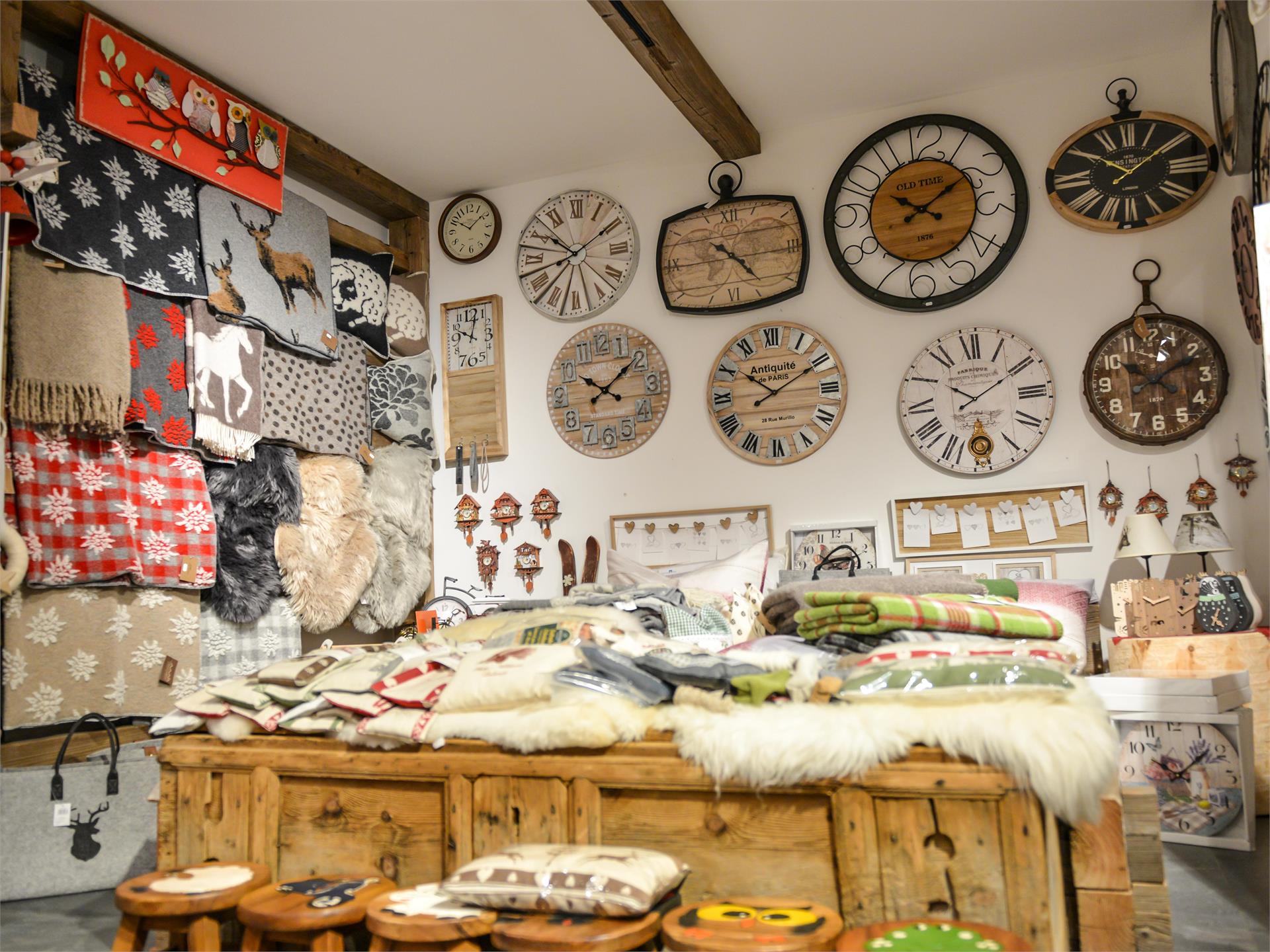 Pedevilla S. - Home & Textiles Olang 20 suedtirol.info
