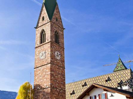 Parish church "Maria Himmelfahrt" (Mary’s ascension) by Terlan Terlan/Terlano 3 suedtirol.info
