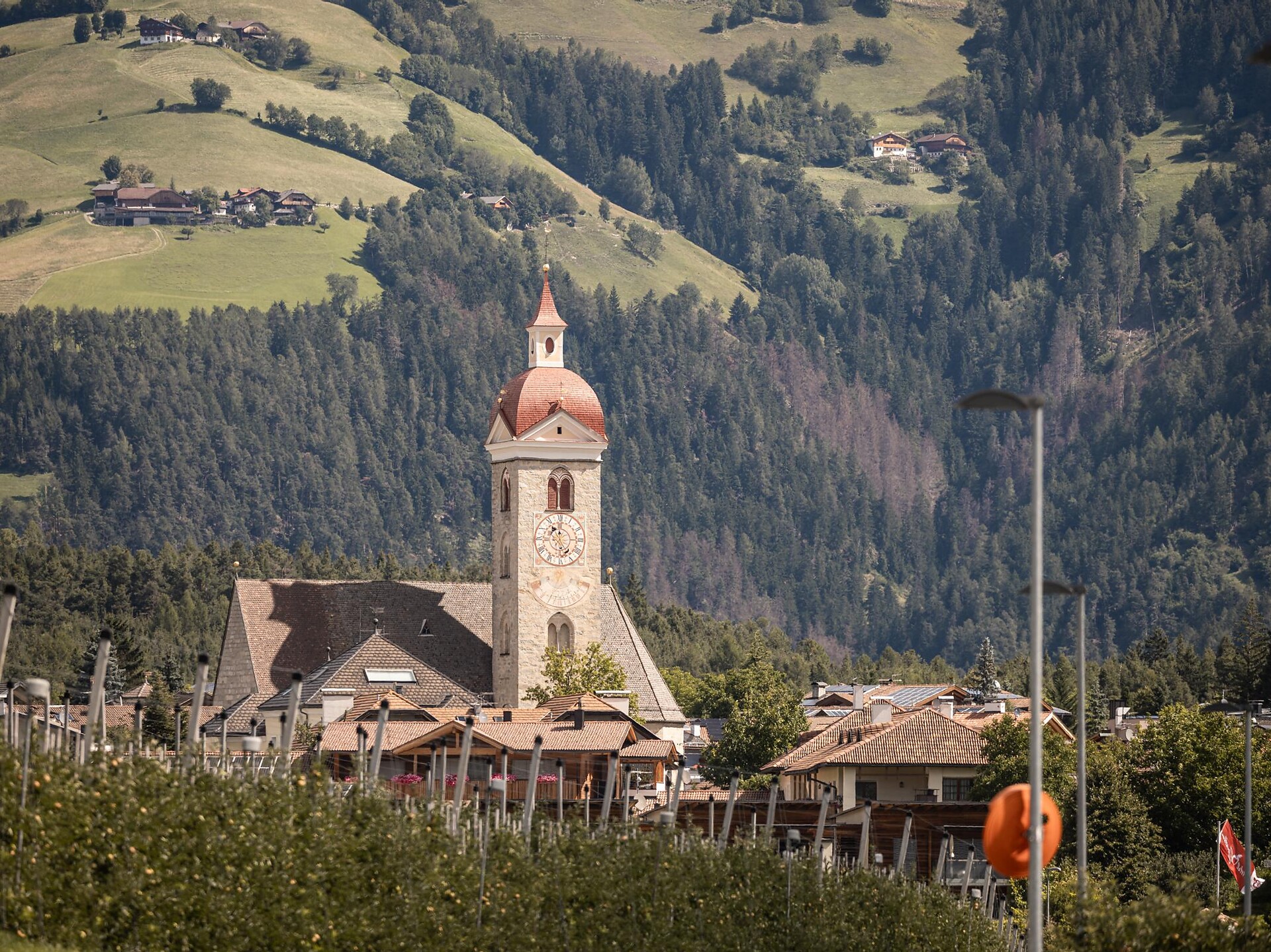 Pfarrkirche zu den Hll. Philipp und Jakob in Natz Natz-Schabs 1 suedtirol.info