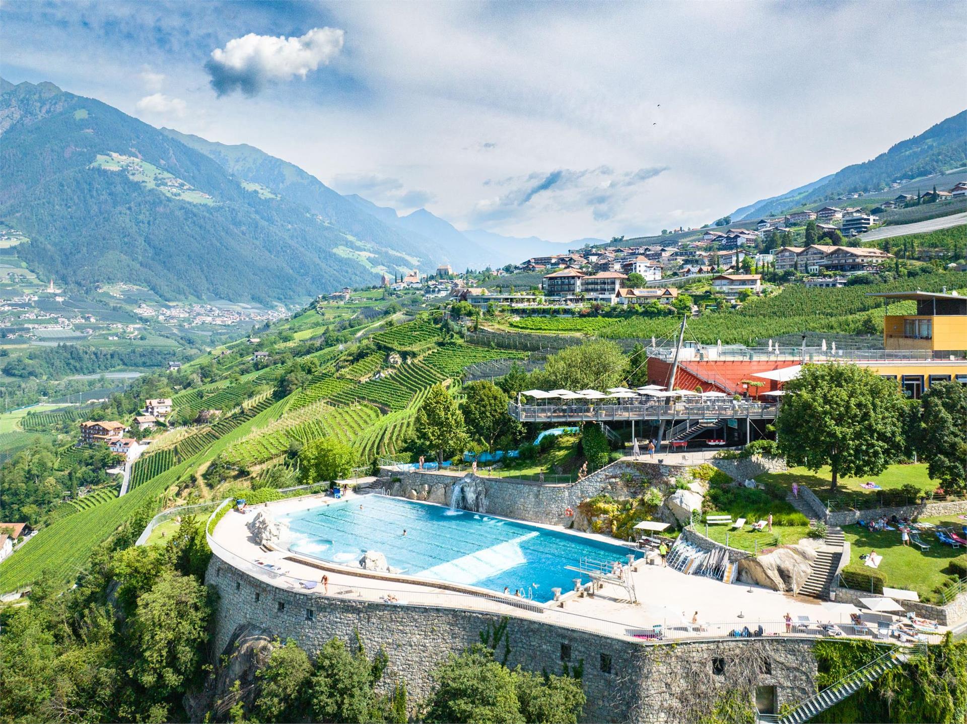 Panorama Freibad Lido Schenna Schenna 1 suedtirol.info