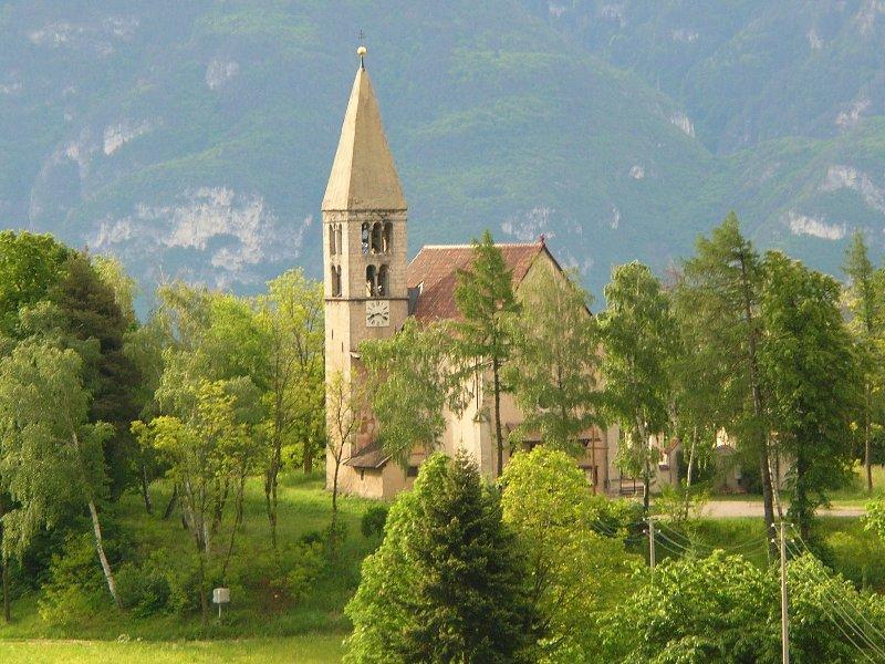 Pfarrkirche zum Hl. Georg Kurtatsch an der Weinstraße 1 suedtirol.info