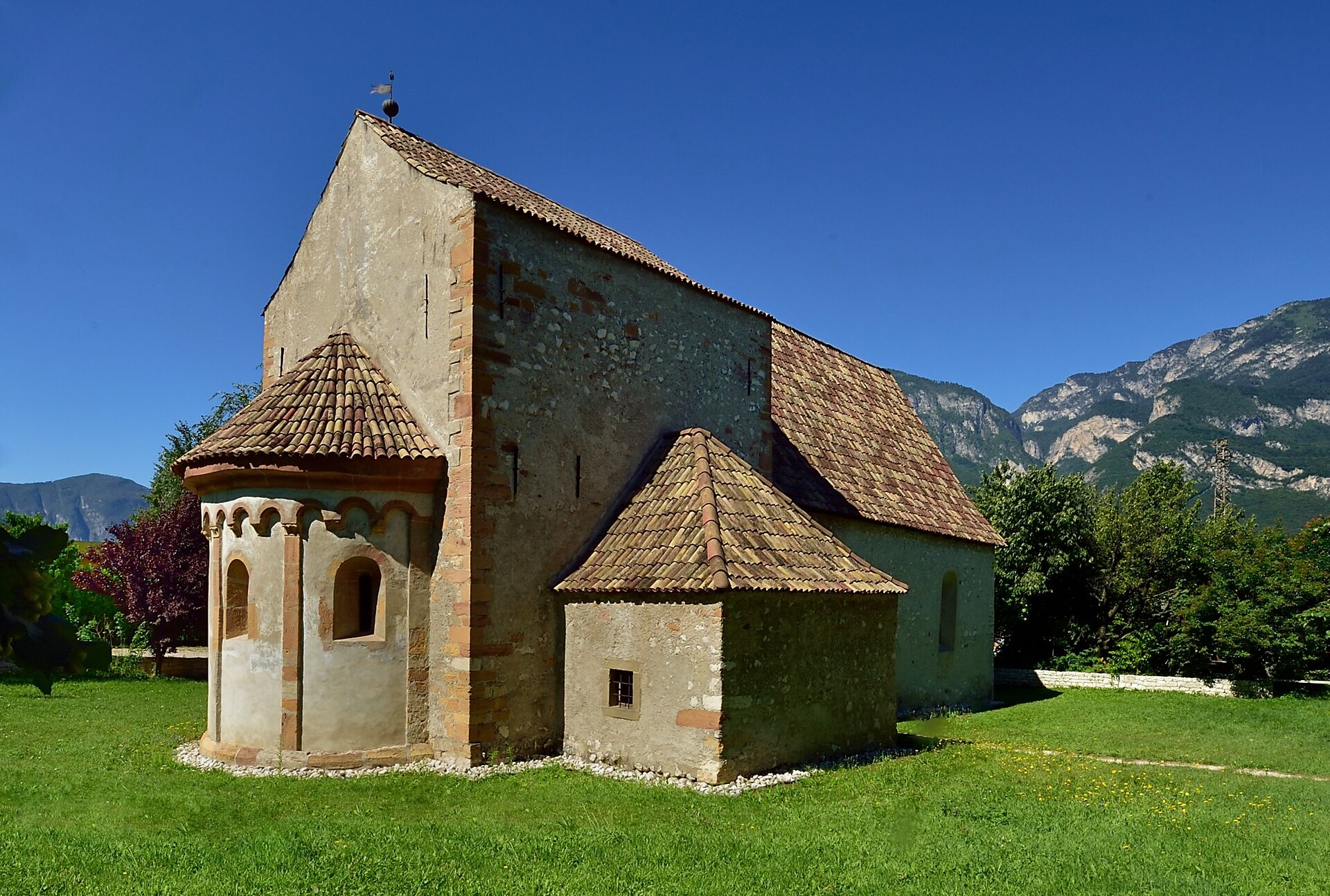 Parish Church to San Floriano - Alto Adige Wine Road - #1 - suedtirol.info