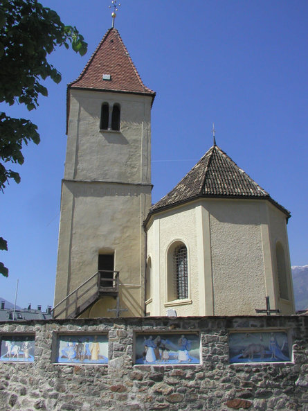 Pfarrkirche zum Hl. Ulrich in Plaus Plaus 2 suedtirol.info