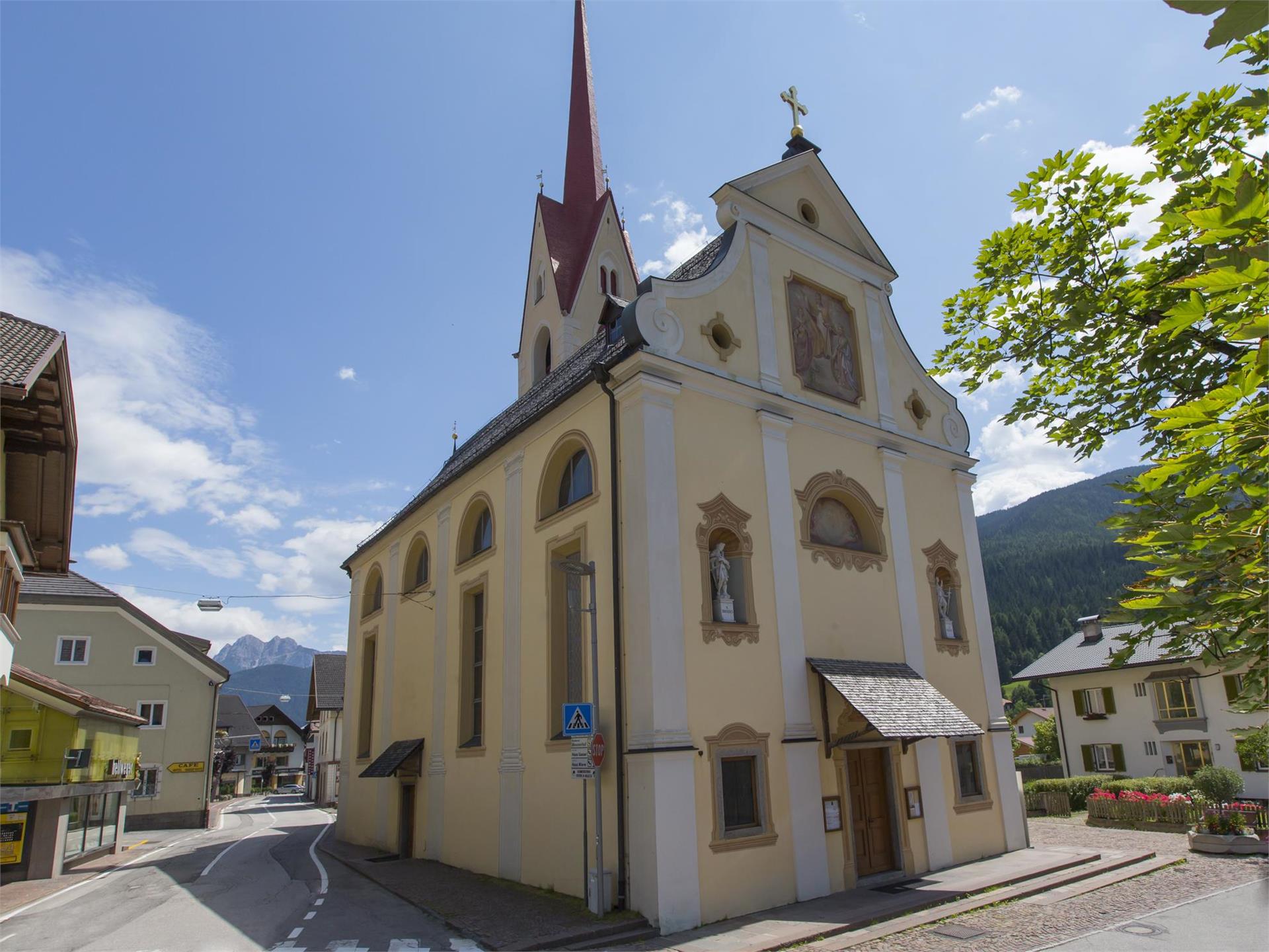 Pfarrkirche zur Hl. Margareth Welsberg-Taisten 2 suedtirol.info