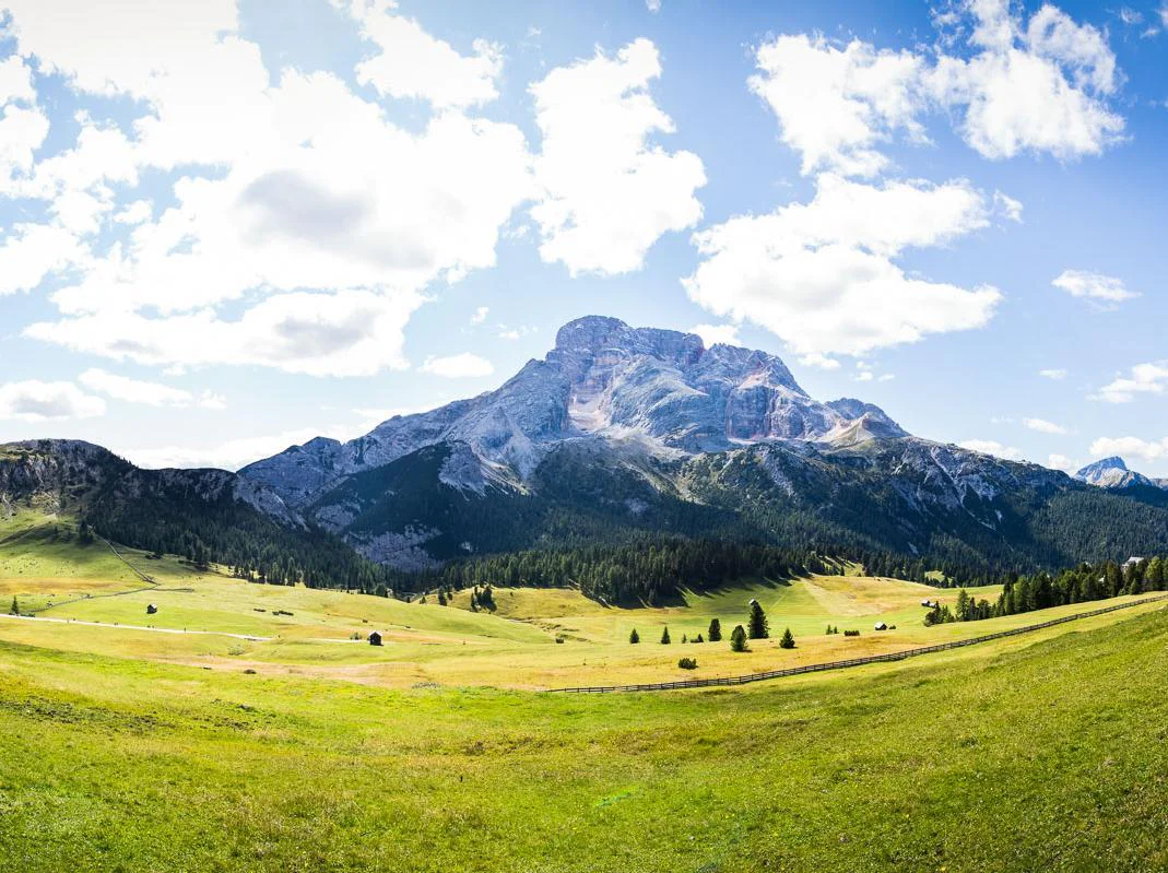 Prato Piazza Prags/Braies 1 suedtirol.info