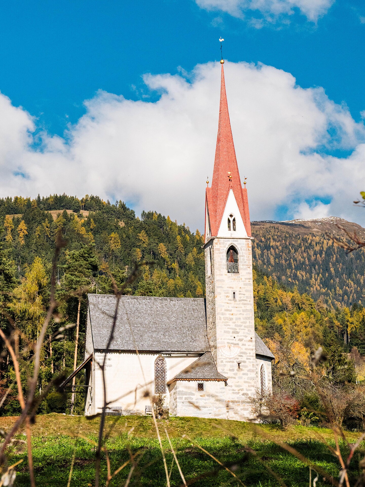Pfarrkirche St. Martin in Hofern  - Dolomitenregion Kronplatz - #2 - suedtirol.info