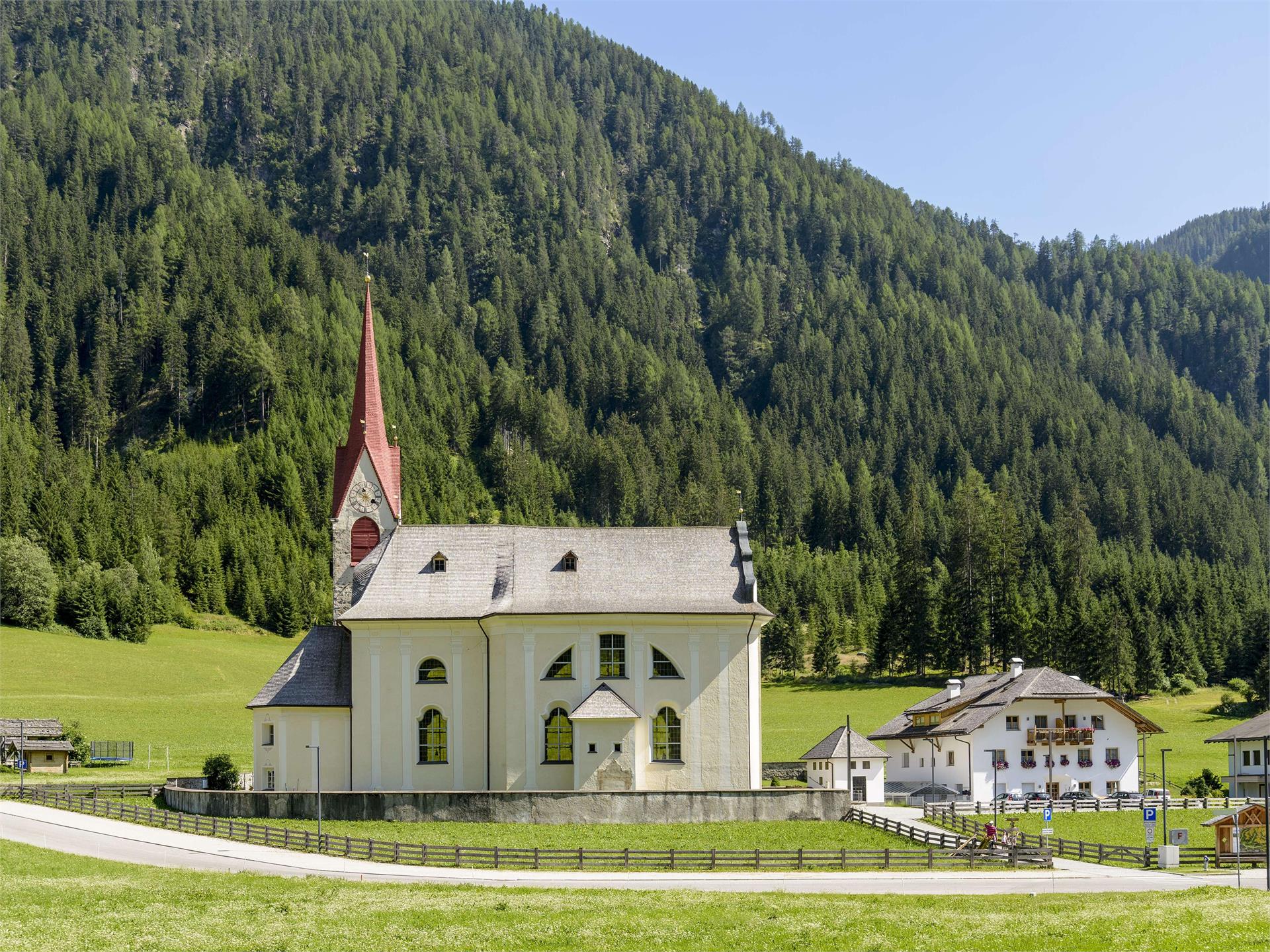 Parish Church of Saint Martin Gsies/Valle di Casies 2 suedtirol.info