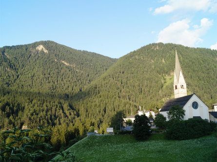 Pfarrkirche von St. Martin in Thurn  3 suedtirol.info