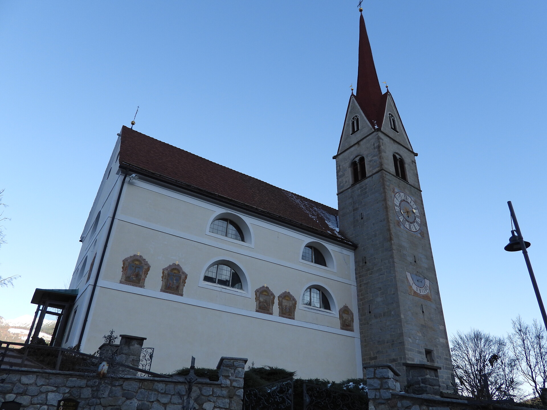 Kirche Ehrenburg 1