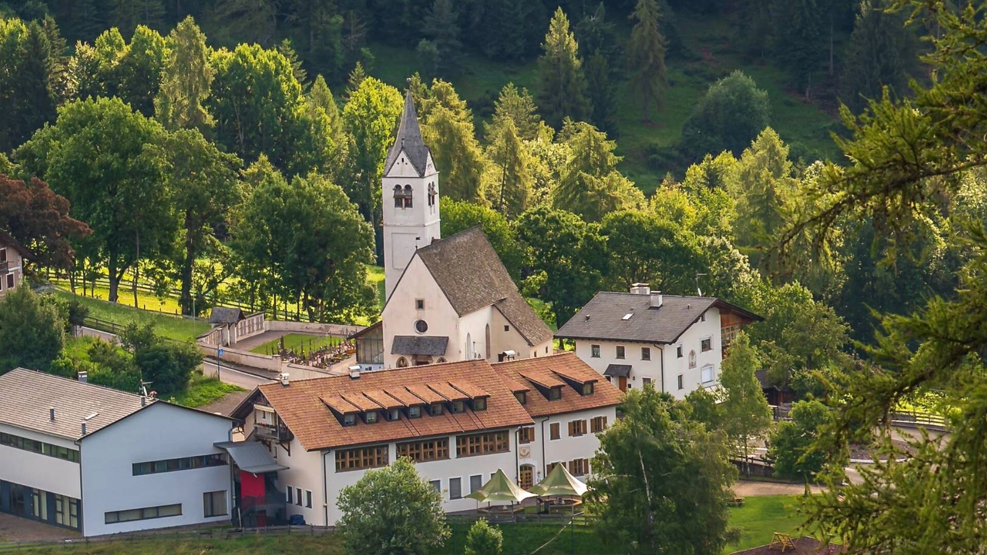Parish church of Valas - Bolzano/Bozen and environs - #1 - suedtirol.info