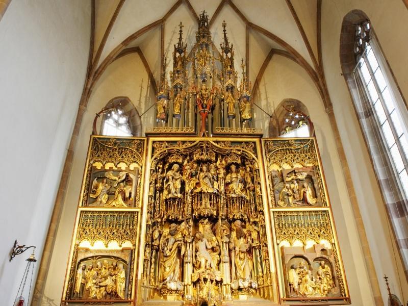 Parish church Maria Himmelfahrt and the Schnatterpeck altar Lana 3 suedtirol.info