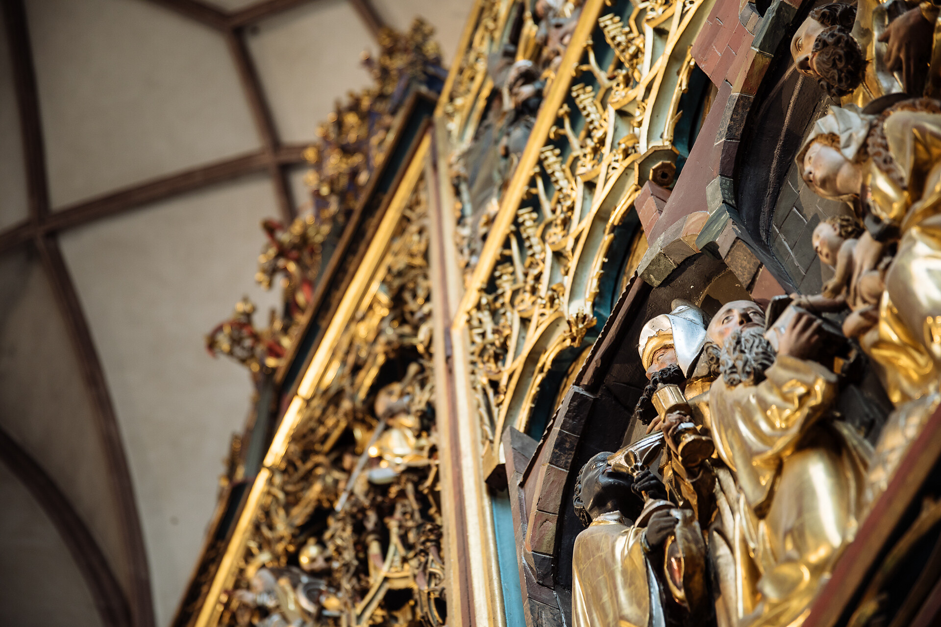 Pfarrkirche Maria Himmelfahrt mit dem Schnatterpeck Altar