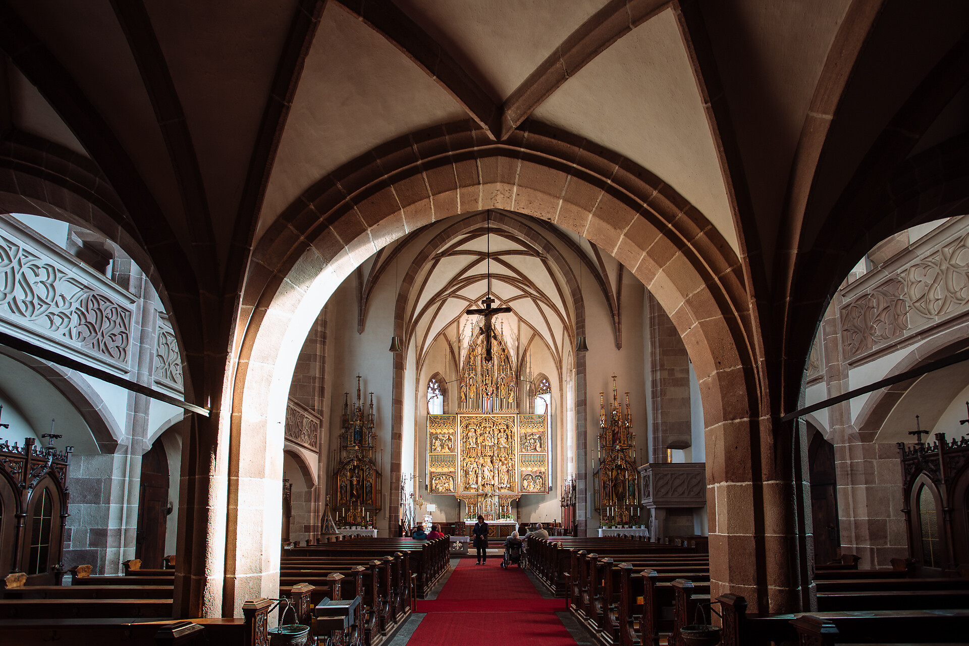 Pfarrkirche Maria Himmelfahrt mit dem Schnatterpeck Altar