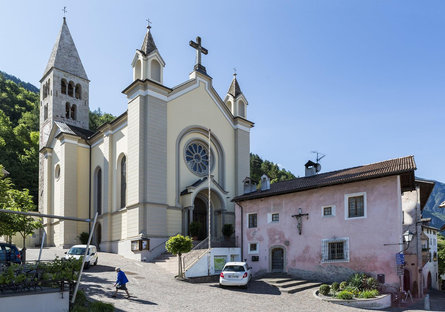 Pfarrkirche Montan  1 suedtirol.info