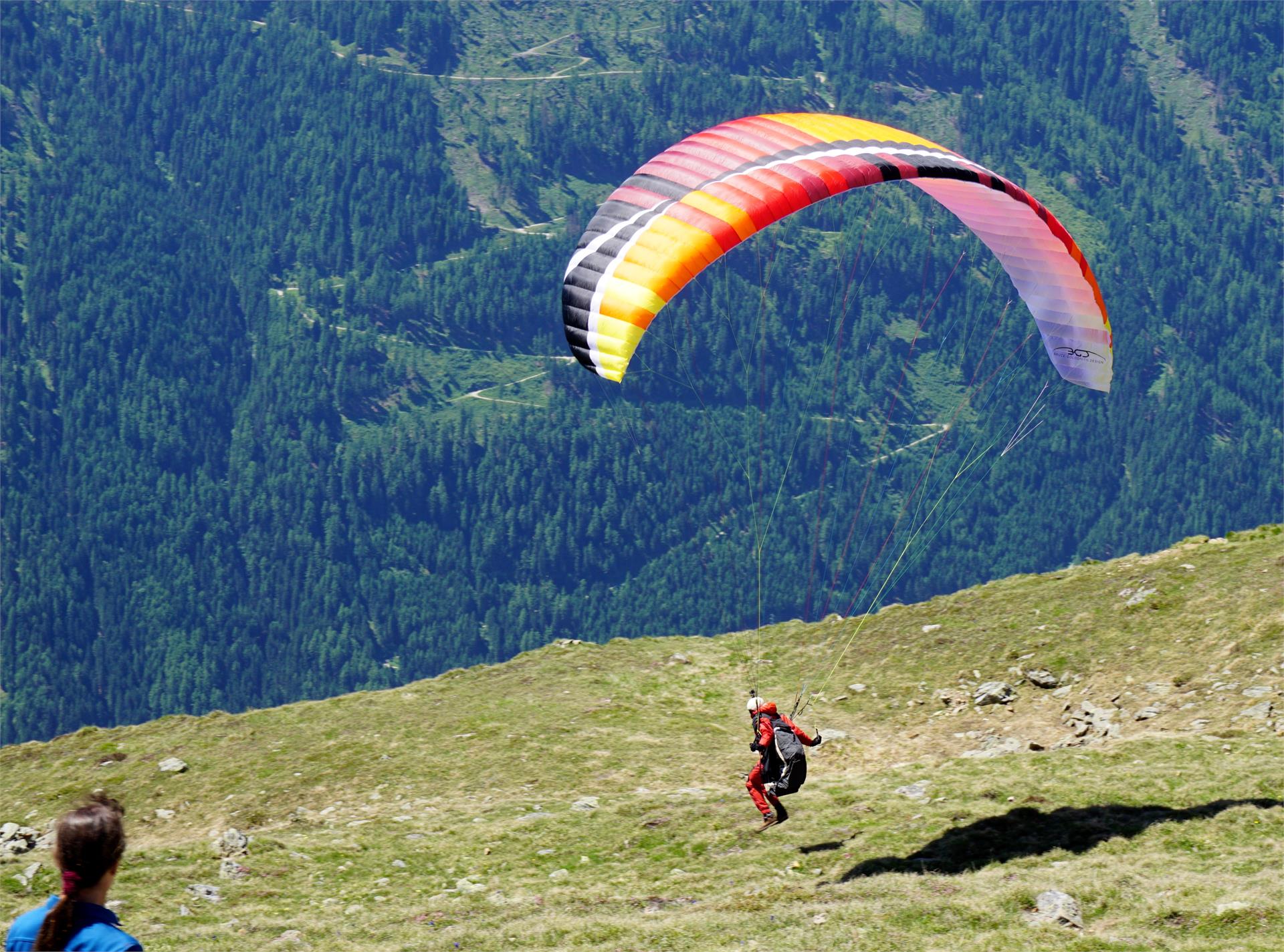 Parapendio allo Speikboden Selva dei Molini 18 suedtirol.info