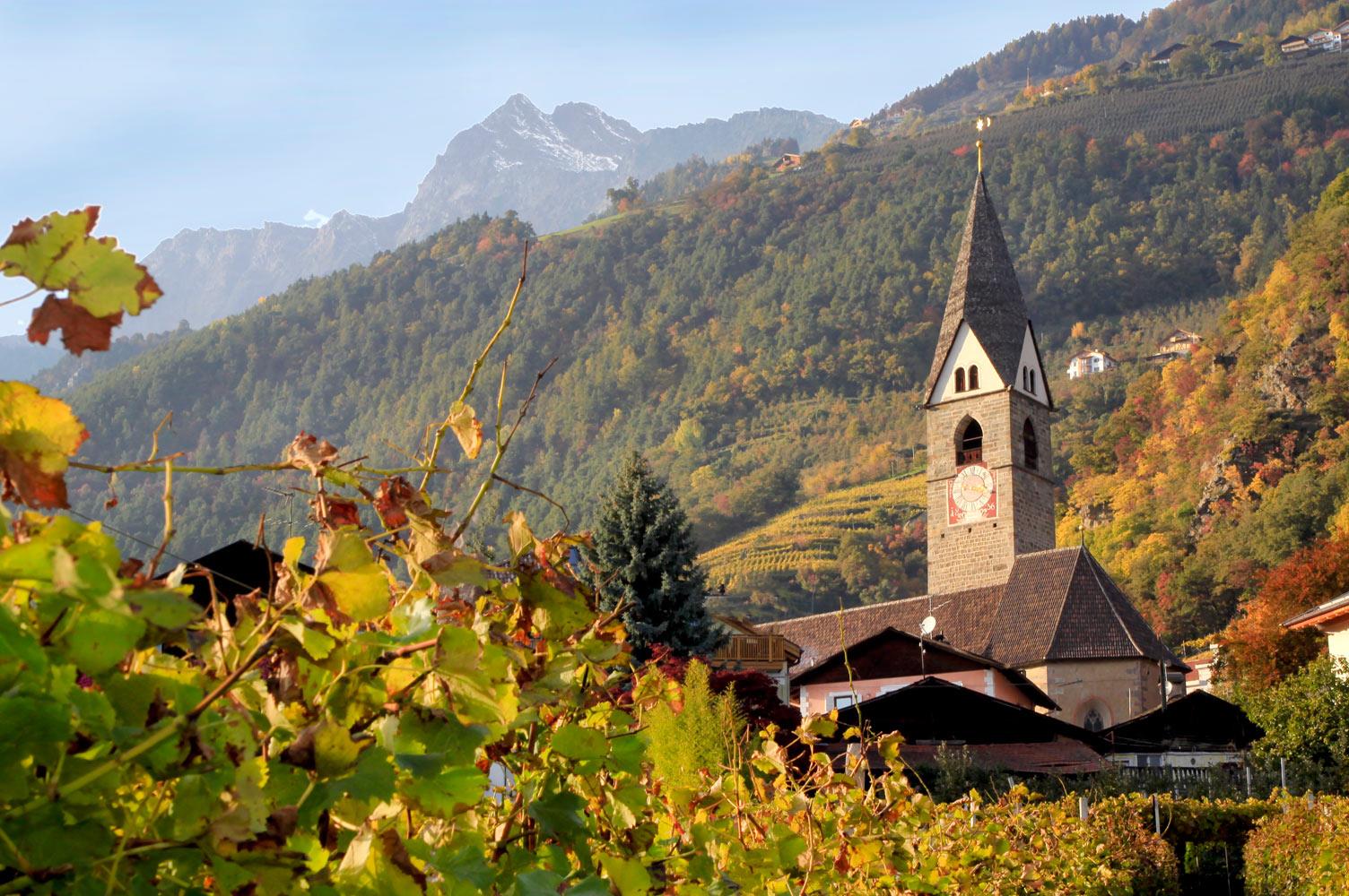 Chiesa Parrocchiale di San Ippolito ed Erardo Lagundo 1 suedtirol.info