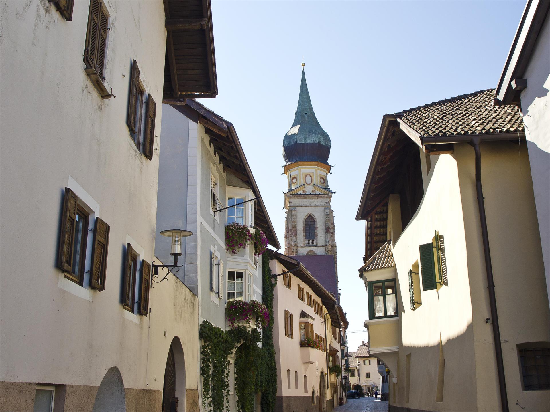 Parish Church St. Pauls Eppan an der Weinstaße/Appiano sulla Strada del Vino 2 suedtirol.info