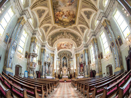 Pfarrkirche Maria Himmelfahrt in Kaltern  2 suedtirol.info