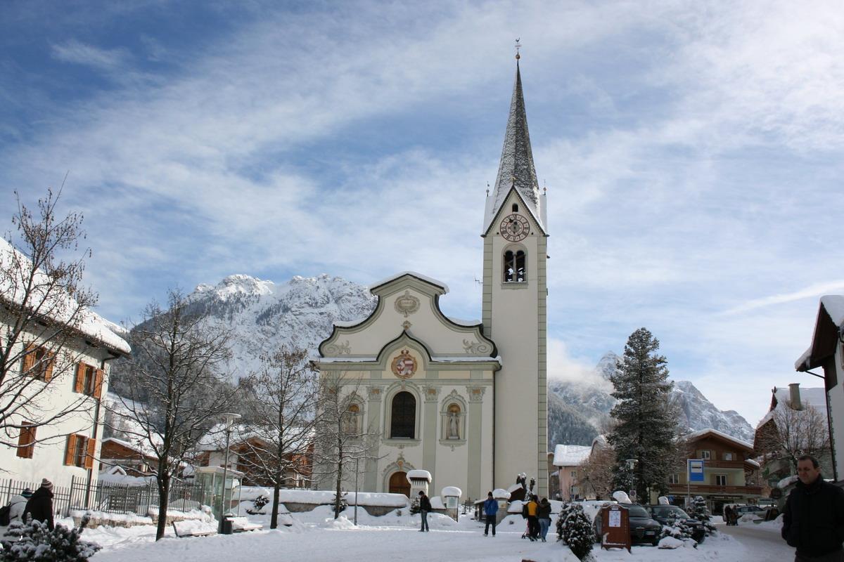 Pfarrkirche von St. Vigil in Enneberg San Vigilio 1 suedtirol.info
