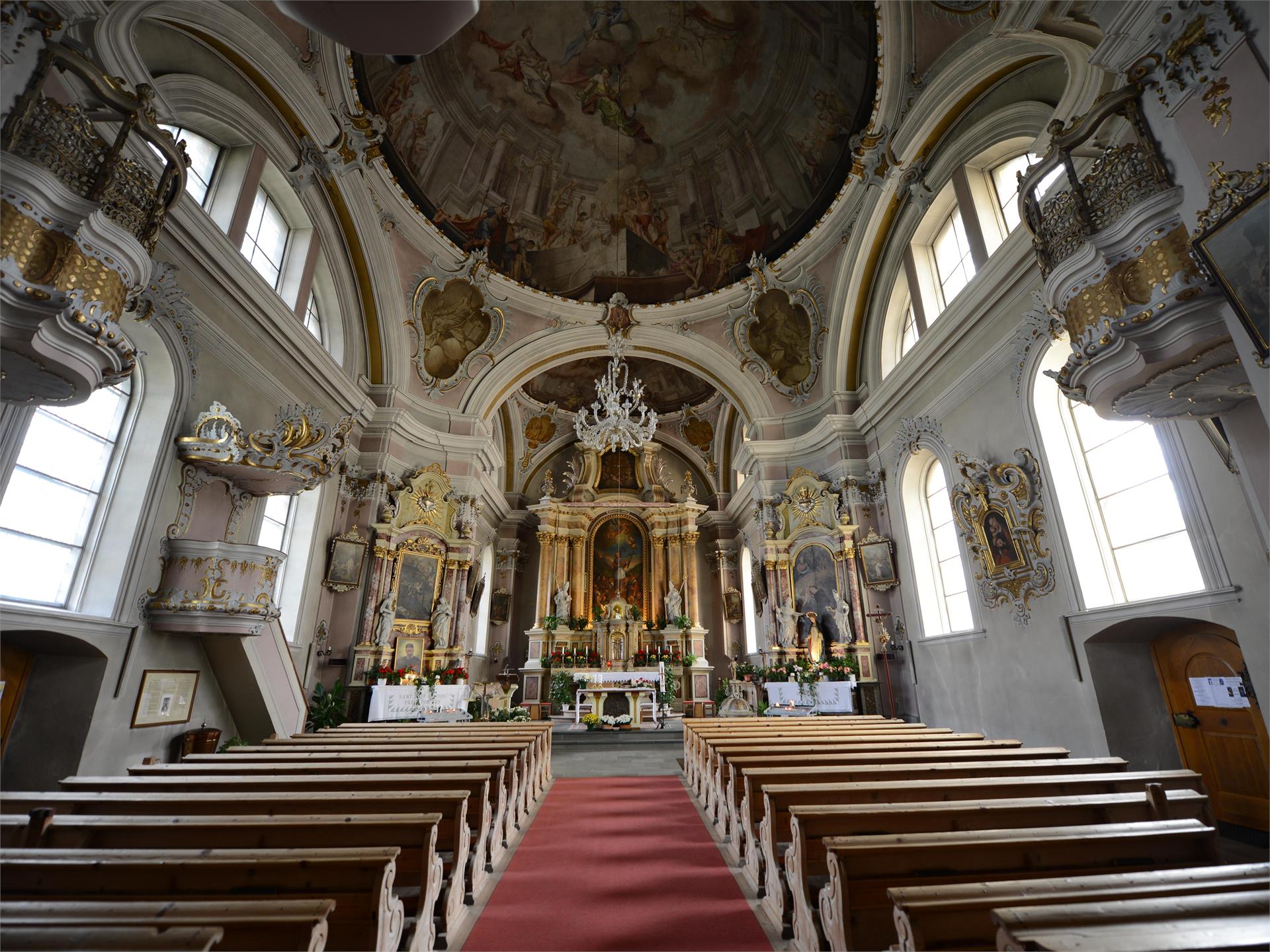 Pfarrkirche von St. Vigil in Enneberg San Vigilio 3 suedtirol.info