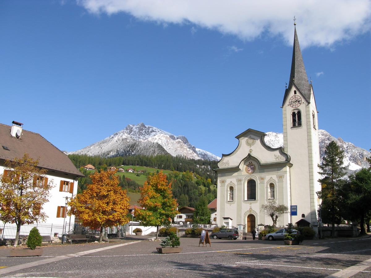 Pfarrkirche von St. Vigil in Enneberg San Vigilio 2 suedtirol.info