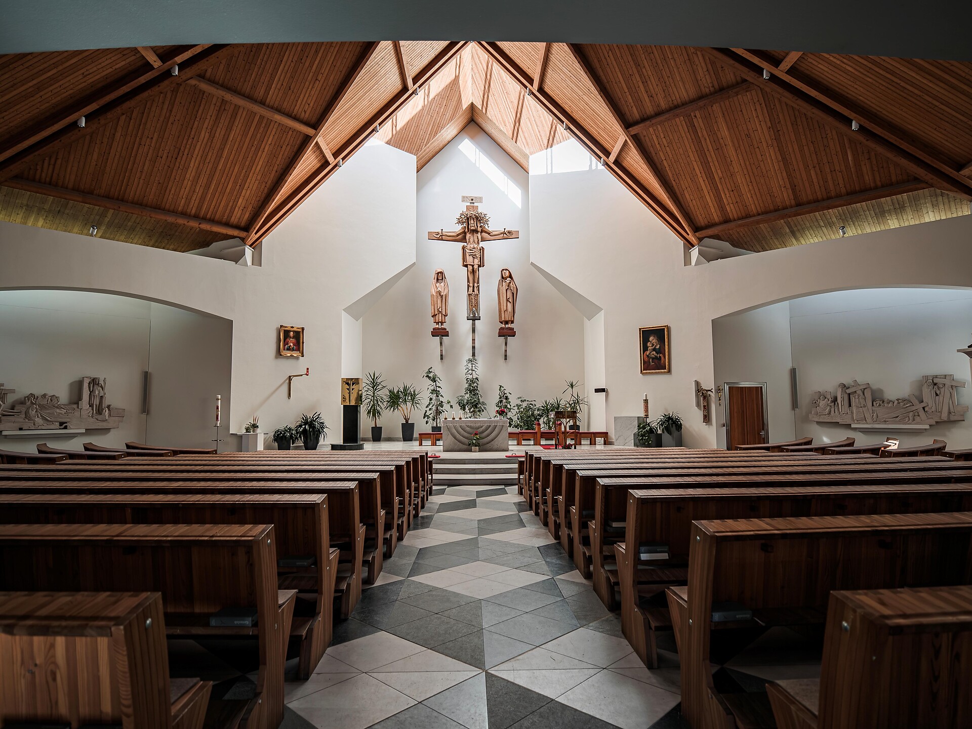 Chiesa parrocchiale Maria Hilf a Cadipietra - Valle Aurina - #3 - suedtirol.info