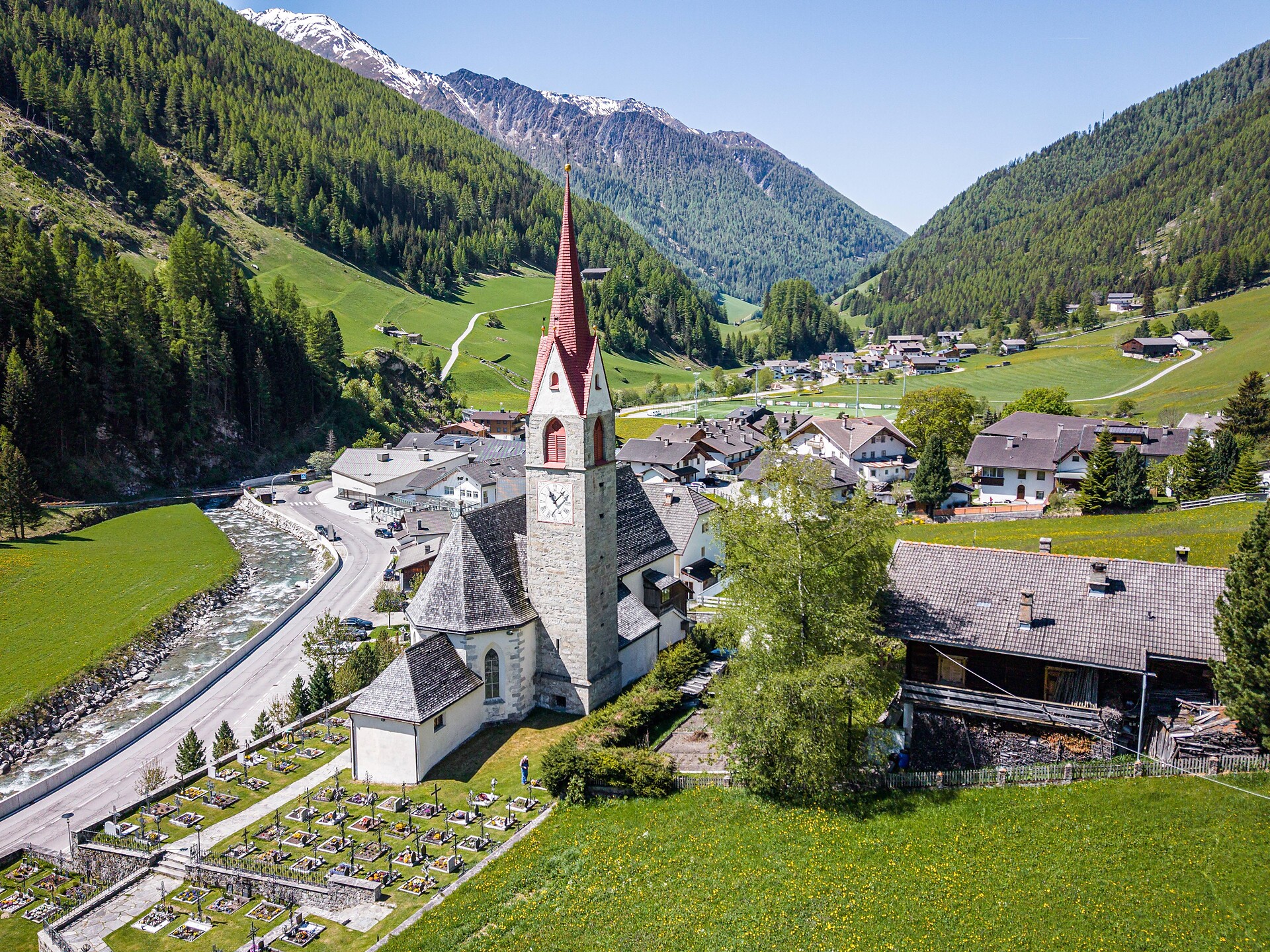 Pfarrkirche zum Hl. Valentin in Prettau - Ahrntal - #1 - suedtirol.info