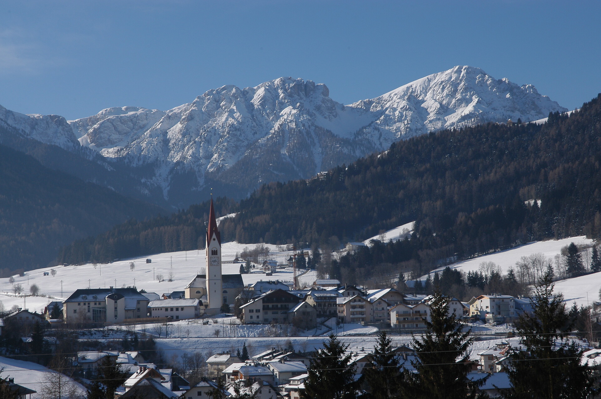 Parish church saint Petrus and Agnes