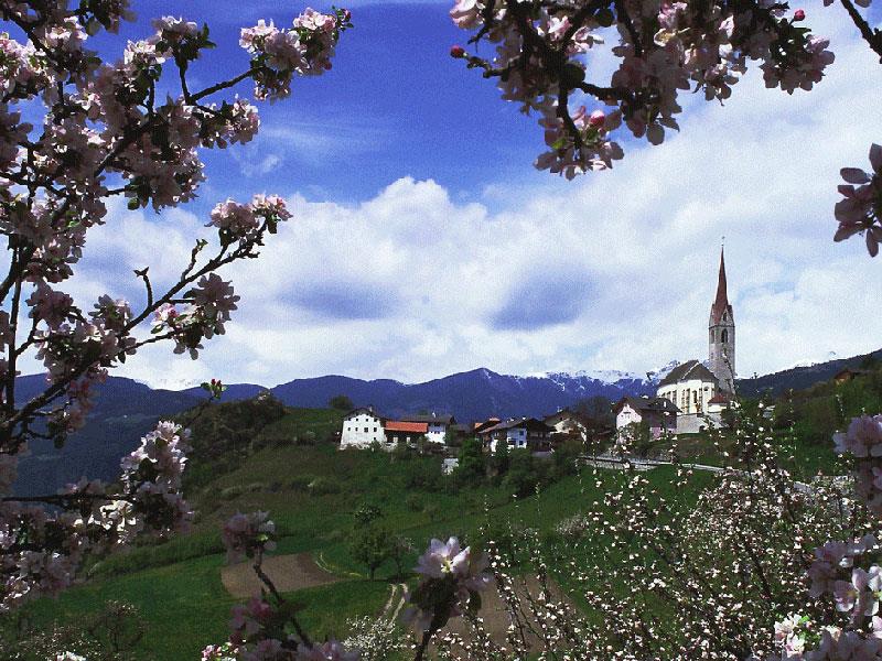 Chiesa parrocchiale di Tiso (1890) Funes 1 suedtirol.info