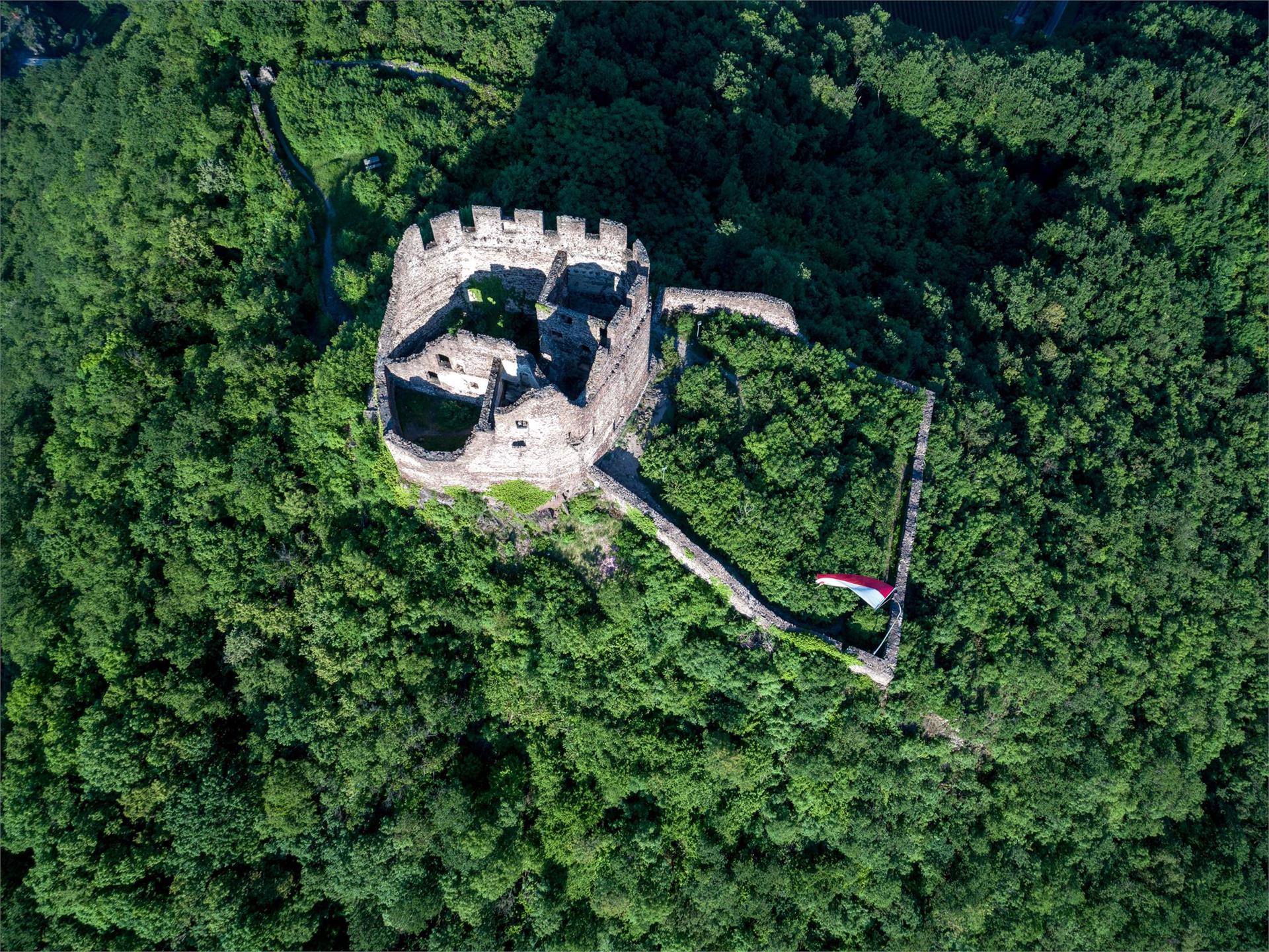 Ruine Leuchtenburg Kaltern an der Weinstraße 2 suedtirol.info