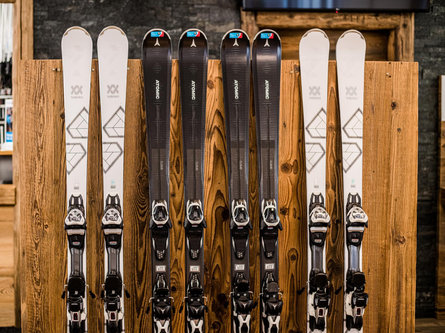Rental Ski & Board Scuola Sci S. Cristina  21 suedtirol.info