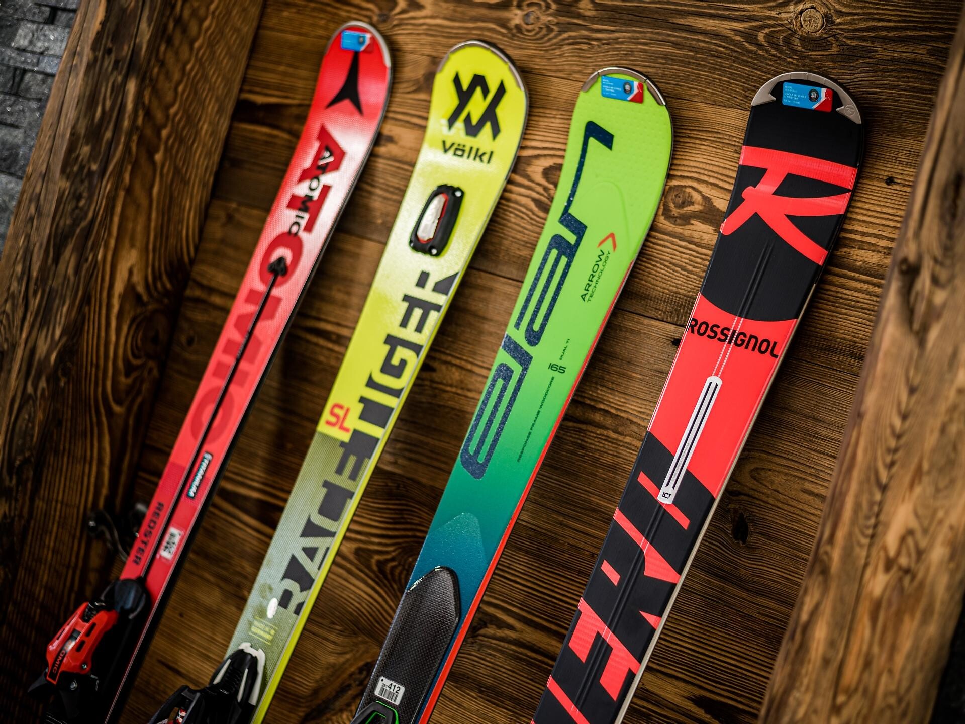 Rental Ski & Board Ski School S. Cristina